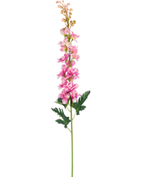 Een enkele Kunstbloem Delphinium 79 cm roze bloem met groene, diep gelobde bladeren, geïsoleerd op een witte achtergrond.