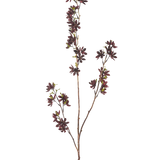 De Kunstbloem Bloemen 102 cm bordeaux heeft een hoge tak met verschillende dunne stelen, elk met kleine, donker bordeauxrode bloemen en een paar groene bladeren, tegen een effen witte achtergrond.
