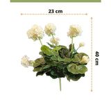 Kunst Geranium 40 cm wit: kunstplant met groene bladeren, hoogte 40 cm en breedte 23 cm, mooi weergegeven tegen een witte achtergrond met duidelijke maatvoering.