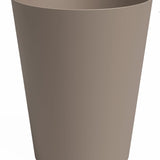 Een effen, taupekleurige Plantenbak Porto (Ø30cm x H40cm) met een cilindrische vorm en licht uitlopende bovenrand, tegen een witte achtergrond.
