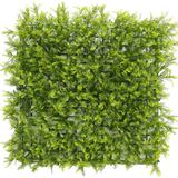 De Kunsthaag Groensteel 50x50 cm UV is een vierkant paneel van dicht, kunstmatig groen met kleine getextureerde bladeren dicht op elkaar voor een weelderige uitstraling, perfect voor een levendige inrichting tegen elke achtergrond.